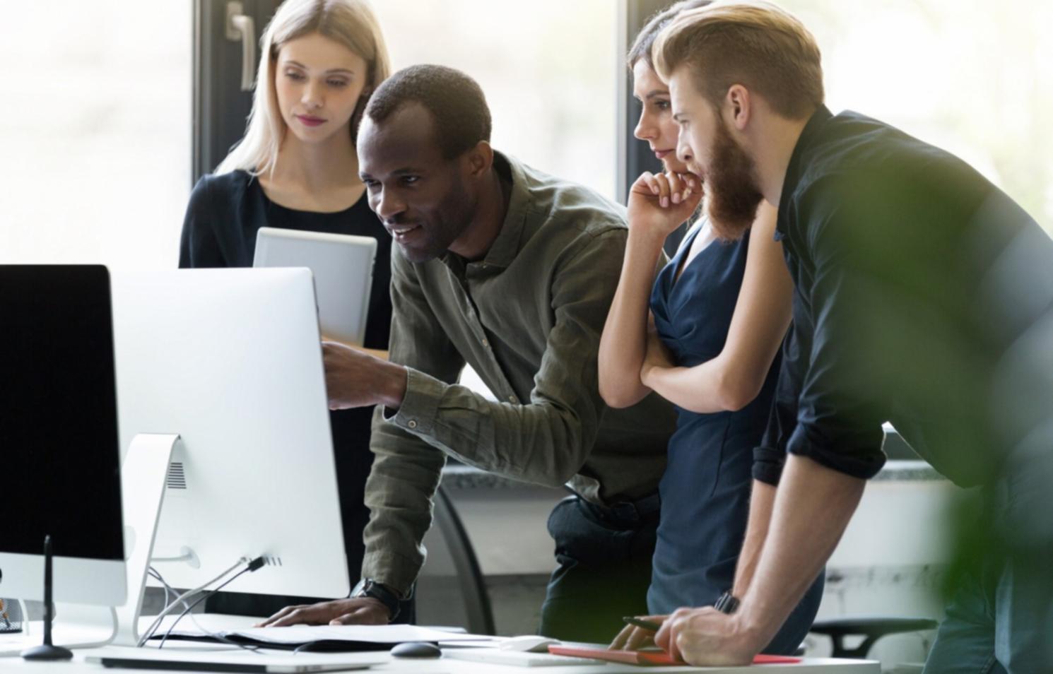 Анализ финансовых данных и составление стратегии